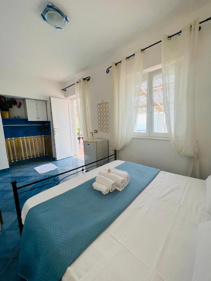 Villa Isabella Ponza Buitenkant foto