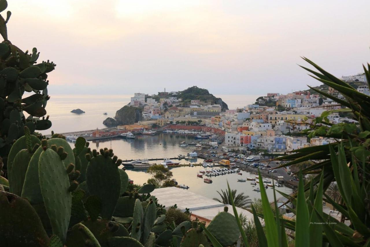 Villa Isabella Ponza Buitenkant foto
