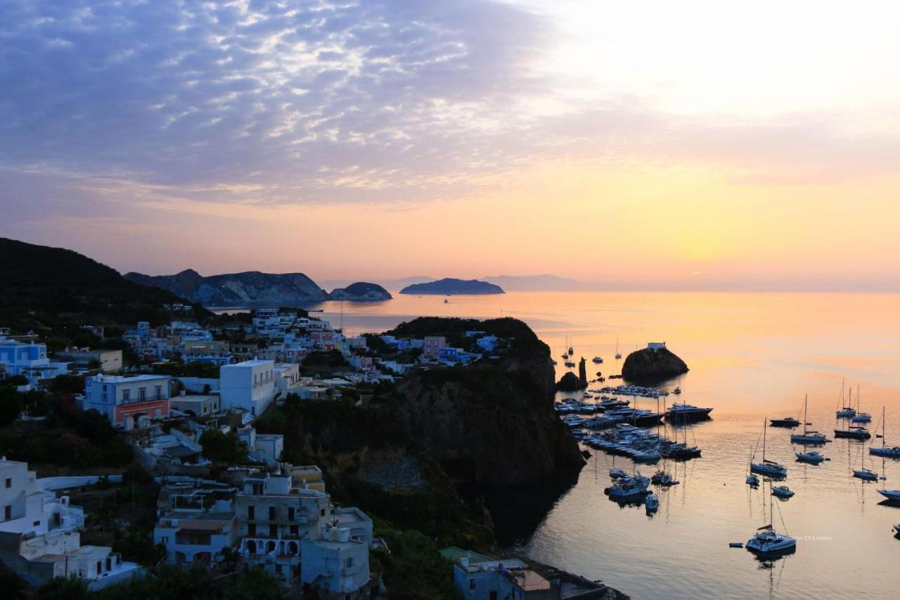 Villa Isabella Ponza Buitenkant foto