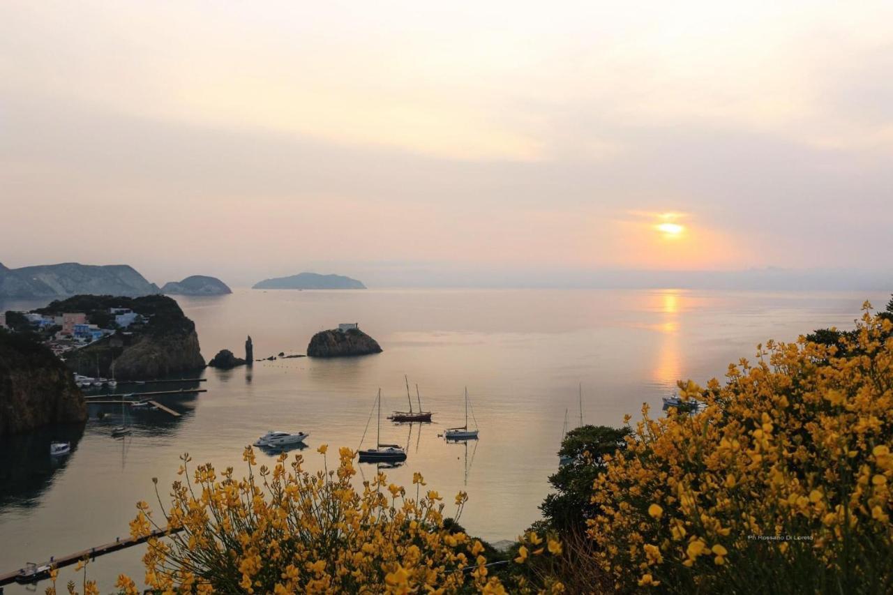 Villa Isabella Ponza Buitenkant foto